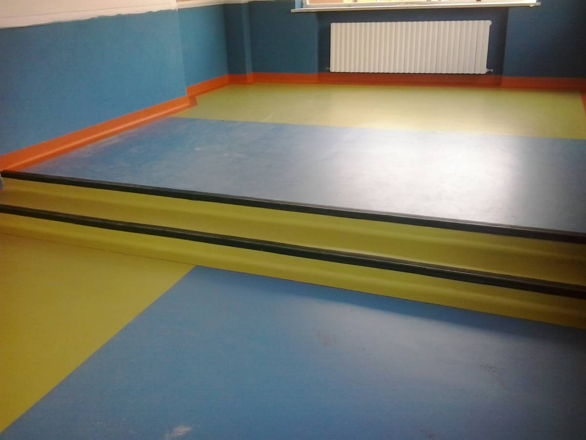 Lavoro realizzato da R.E.PA.S. - Pavimenti e rivestimenti